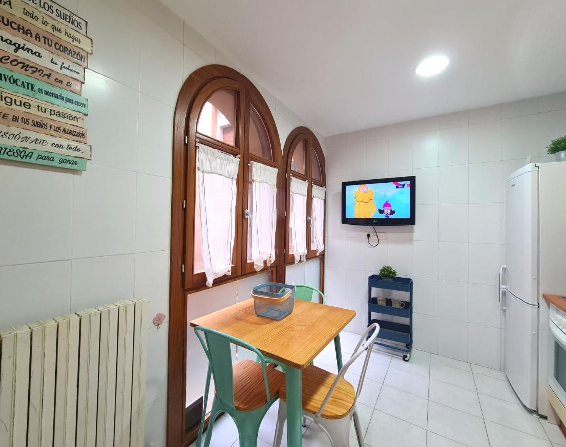 Dos Torres Pasaje De Los Giles - Tranquilo Y Privado Apartment Zaragoza Bagian luar foto